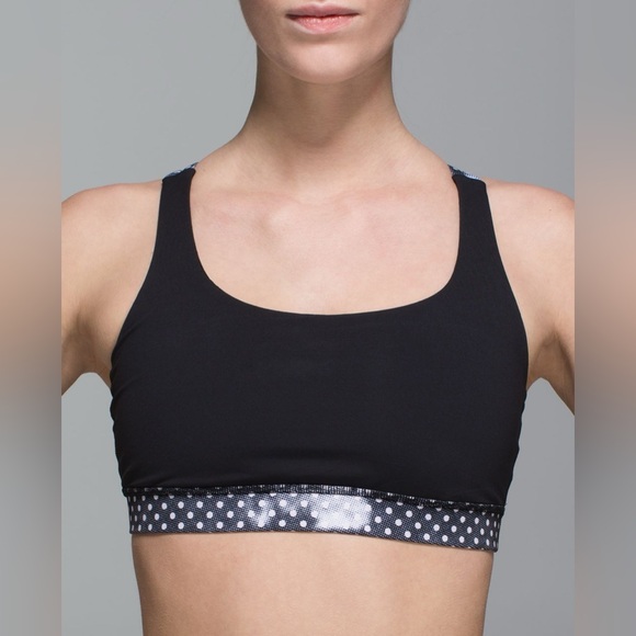 Lululemon Sports Bra; Size 6 - Picture 1 of 10